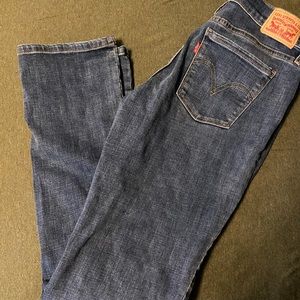 505 straight leg Levi jeans size 28